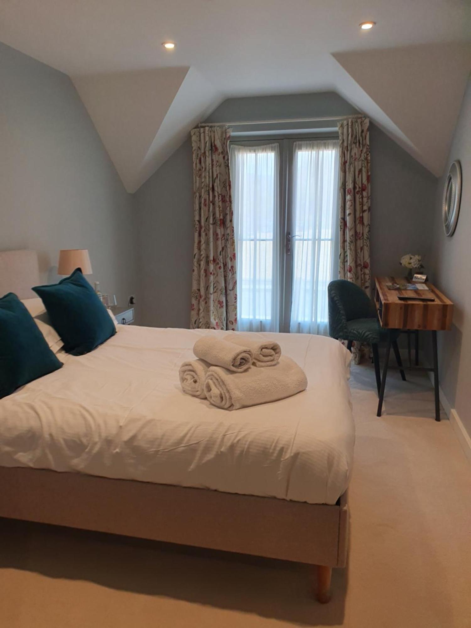 The Kings Head Hotel Whiteparish Eksteriør billede